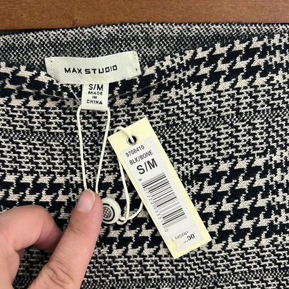 Max Studio Houndstooth Plaid sweater skirt black/bone size s/m - Picture 6 of 6